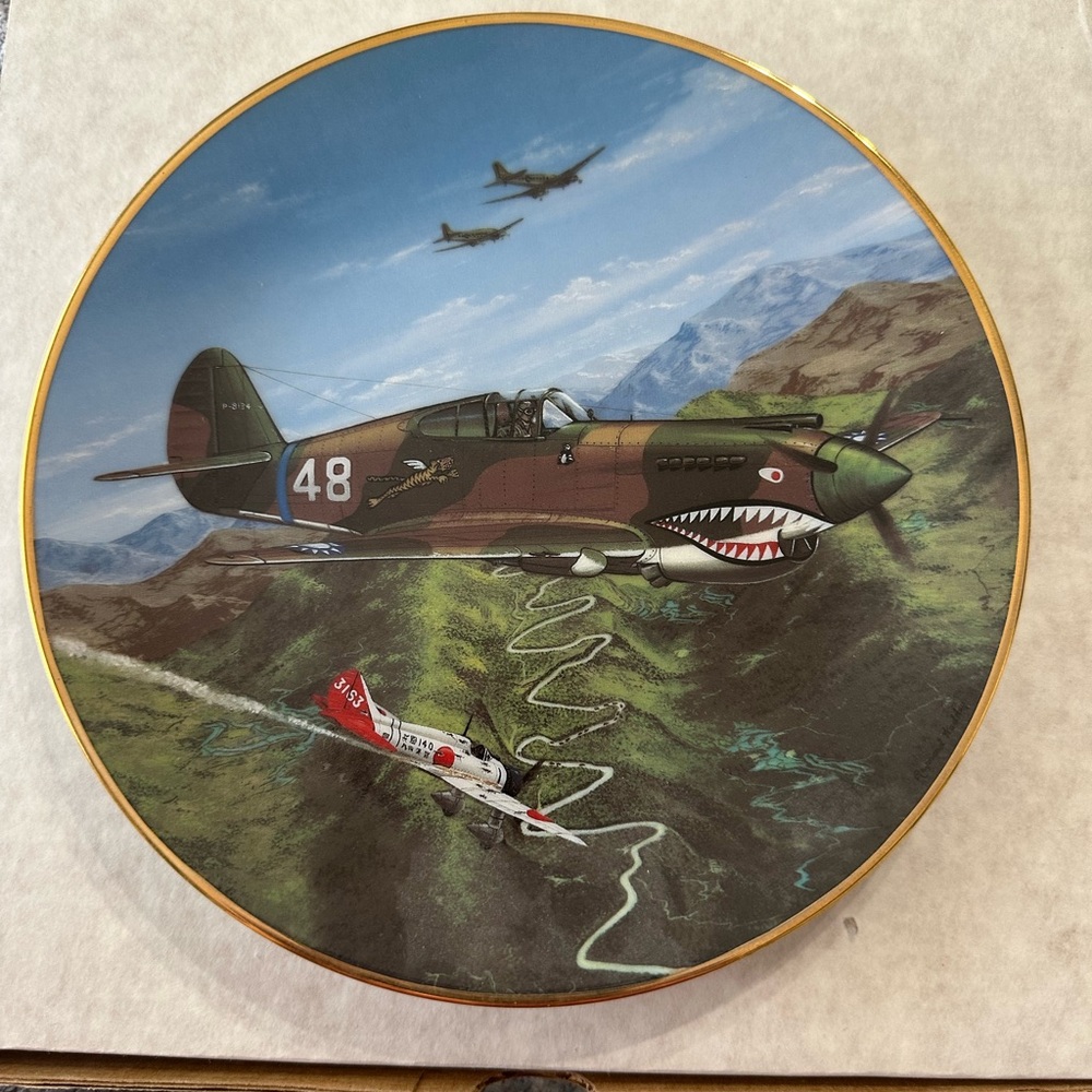 P-40 Flying Tiger plate from Hamilton Collection